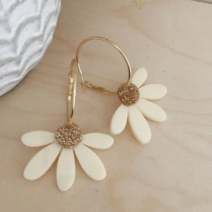 Foxie Collective - Jumbo Daisy Hoop Earrings - Cream + Gold Glitter