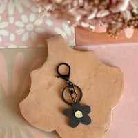 Foxie Collective - Flower Keyring - Black