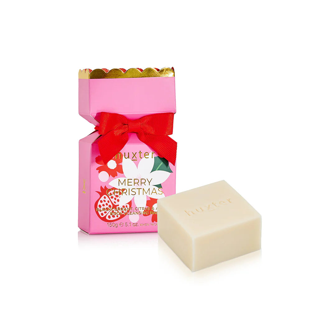Behind The Trees - Mukter soap bar with a decorative pink Christmas box on a white background - Huxter - Body Cleansing Bar Soap Bon Bon 150gm – Blackcurrant, Citrus & Amber - Pink
