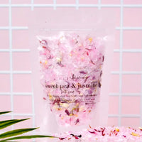 A Lil' Luxury - Bath Salt Soak - Sweet Pea & Jasmine