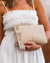 Louenhide - Mimi Clutch -Biscotti