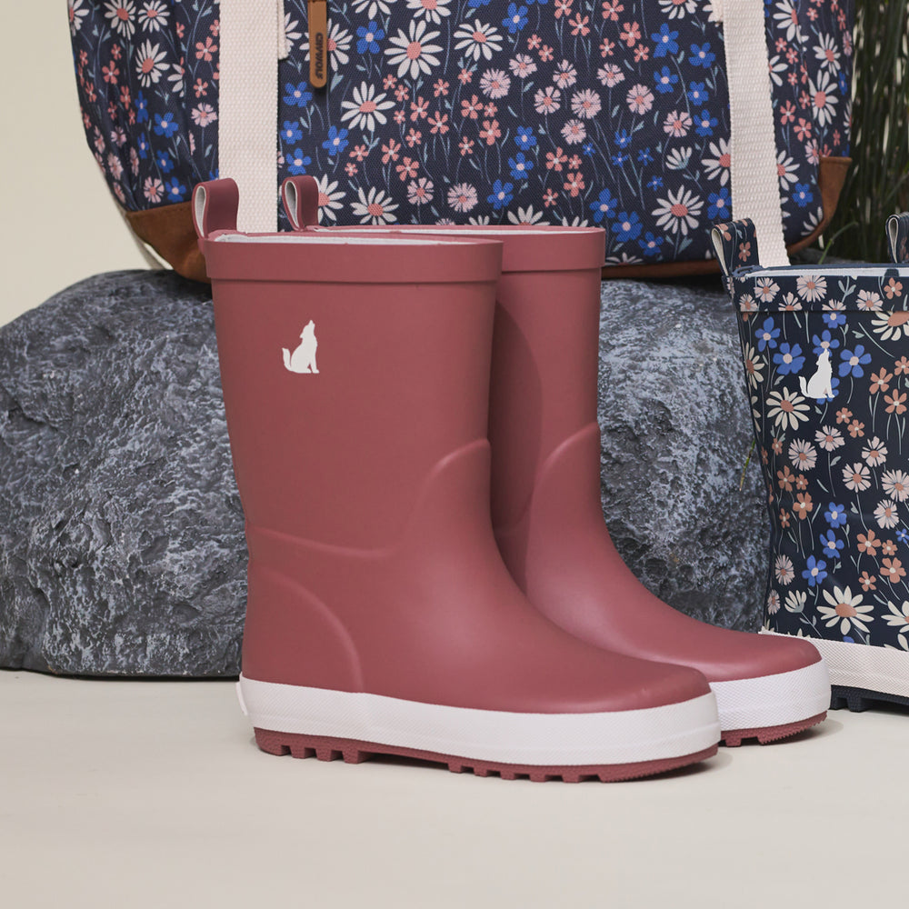 <p><br></p> <p>Behind The Trees - Crywolf - Rain Boots - Rosewood - Kids Gumboots - toddler gumboots - rain boots for kids - best gumboots for kids - non slip gumboots for kids under $65</p>