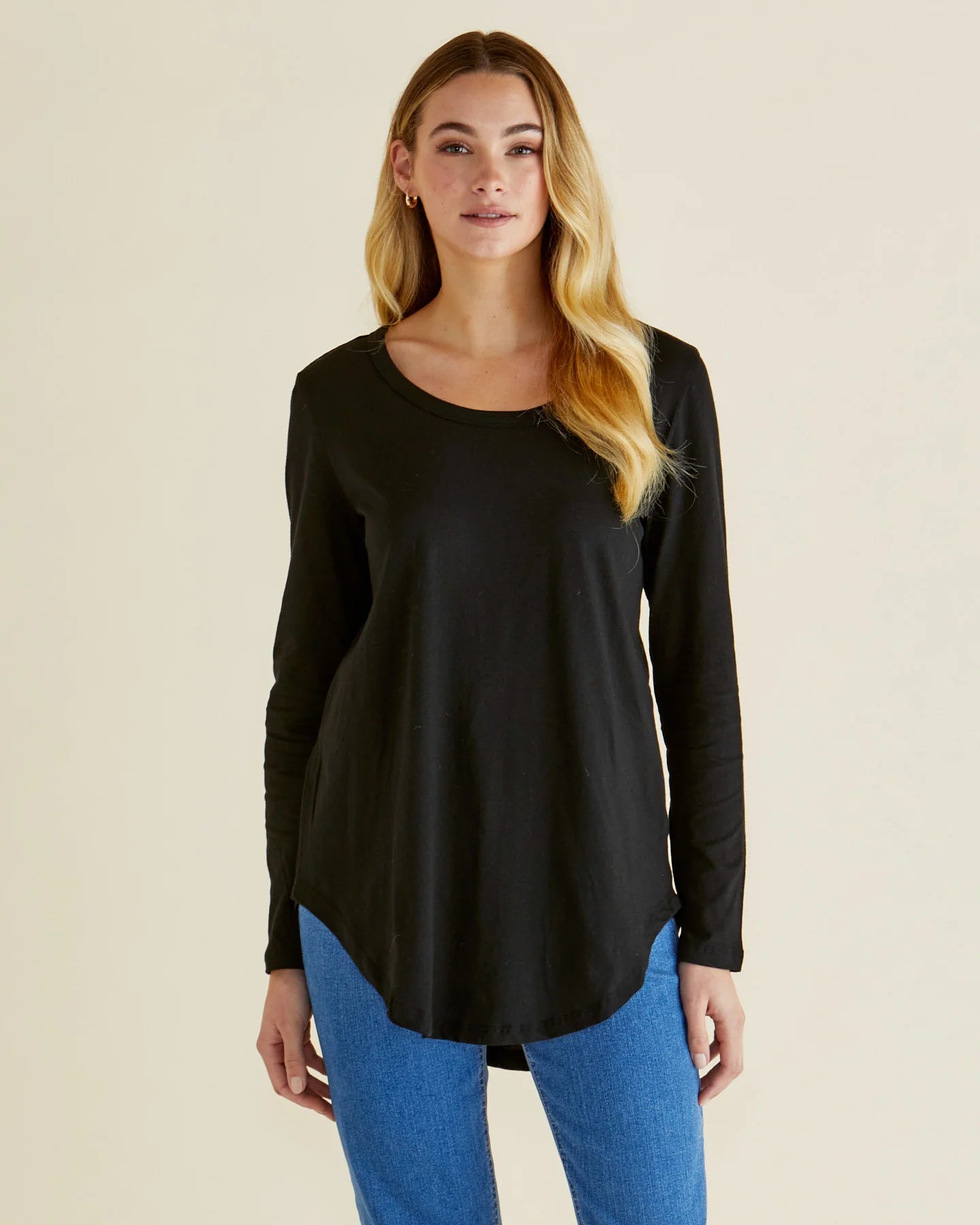 Behind The Trees - Betty Basics - Megan Long Sleeve Top - Black - basic long sleeve tee - cotton tee - long sleeve cotton tee - t-shirt with long sleeves