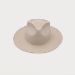 Ace Of Something - Amie Fedora - Beige