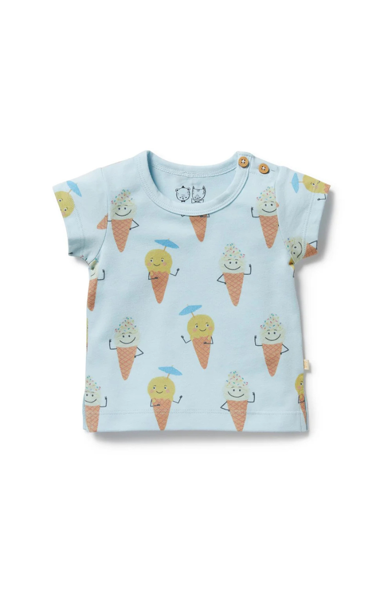 Behind The Trees - Children's t-shirt with ice cream cone pattern on a light blue background - Wilson + Frenchy - Organic Tee - Frosty Friends