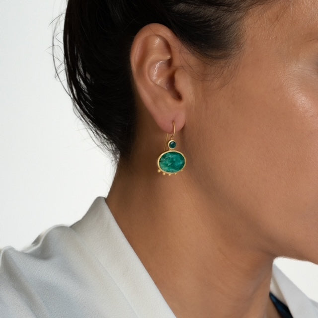 
                
                    Load image into Gallery viewer, RubyTeva Design - Earrings - Banjara - Simulated Emerald - RDE188/E
                
            