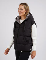 Behind The Trees -Foxwood - Sports Leopard Vest - Black - Puffer Vest with leopard print linning 