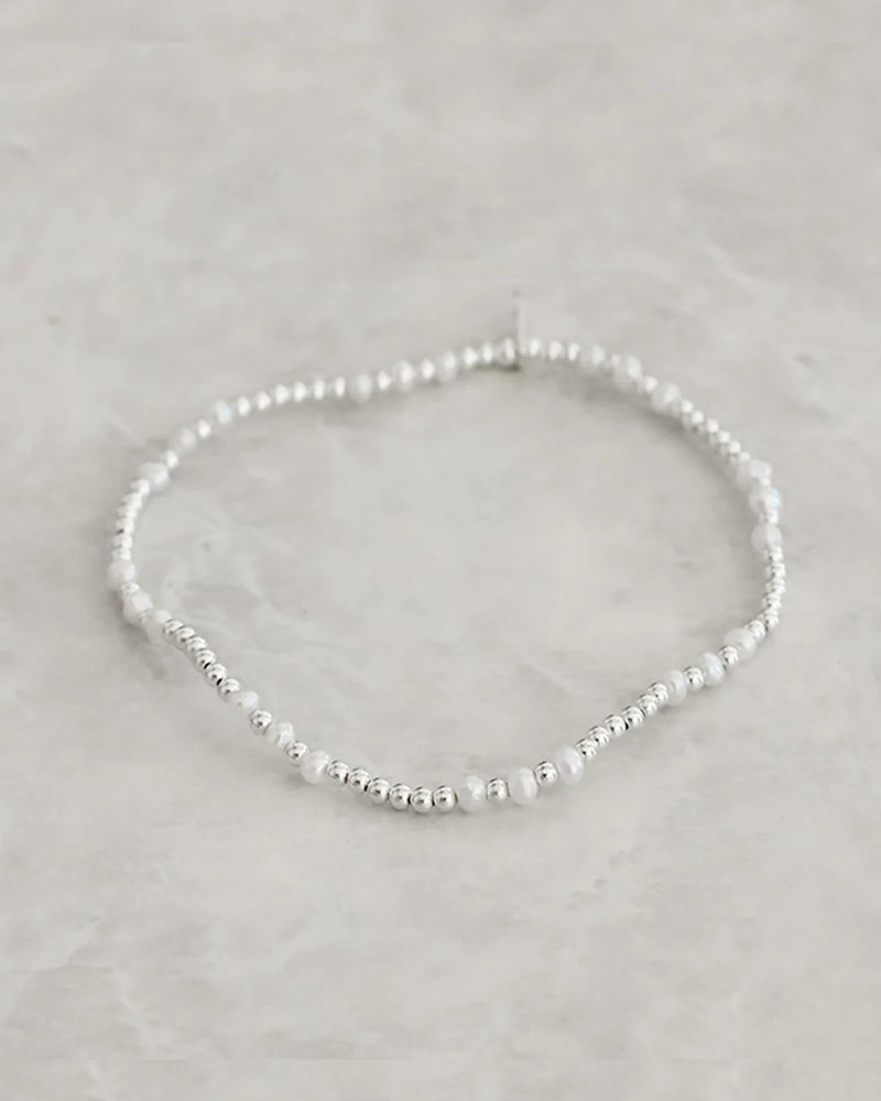 Petals Australia - Bracelet - 3 Pearl