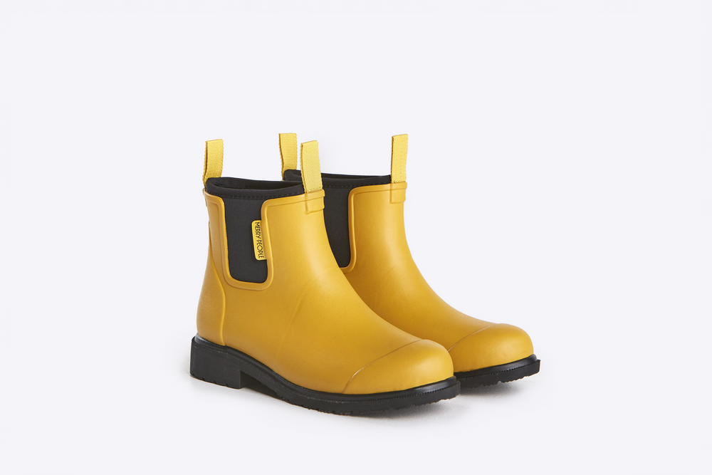 Behind The Trees - Merry People - Bobbi Ankle Boot - Mustard Yellow &amp; Black - best gumboot - what's that gumboot everyone is wearing - merry gumboots - cute colourful ankle gumboot